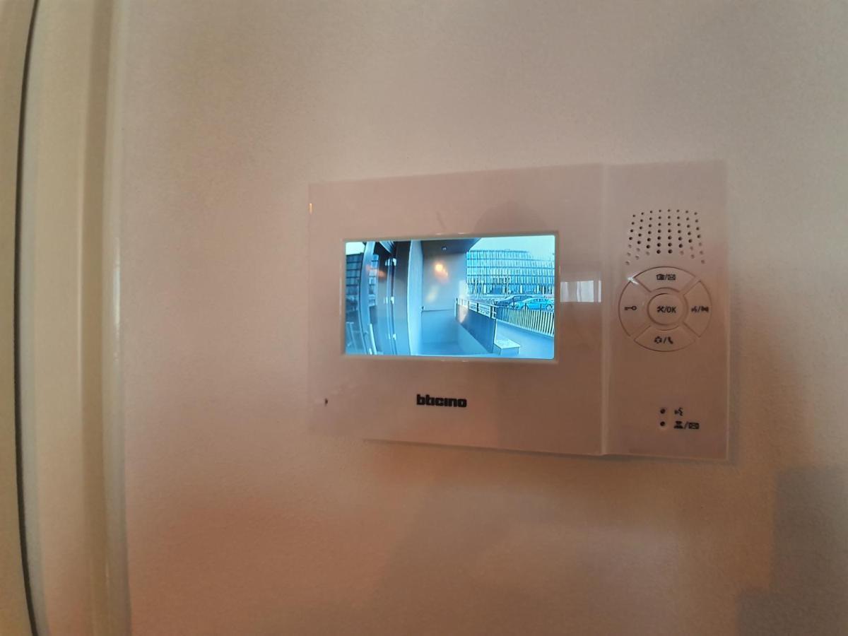 Executive Apartment Avantgarden Coresi Brassó Kültér fotó